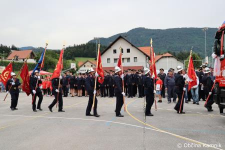 Slovesnost ob prevzemu gasilskega vozila GVC II  v PGD Šmartno v Tuhinju (57)